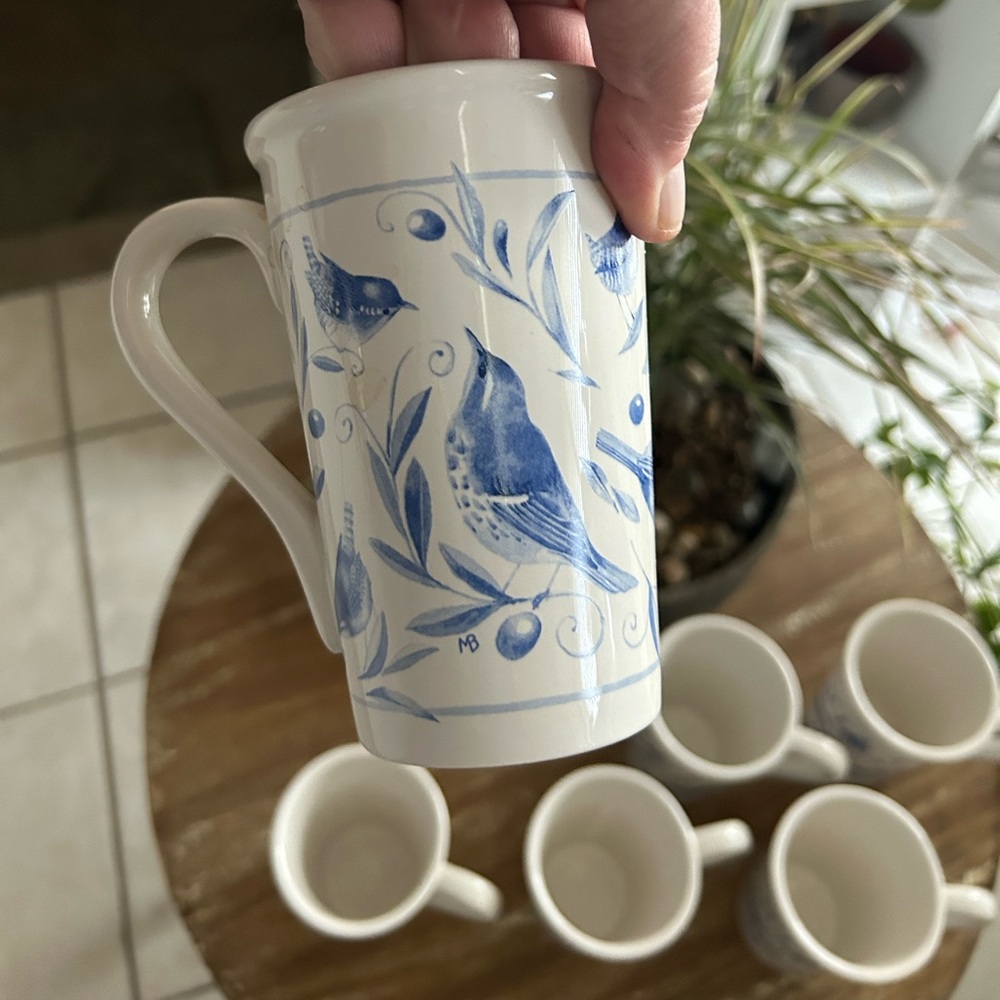 Six set coffee mugs.